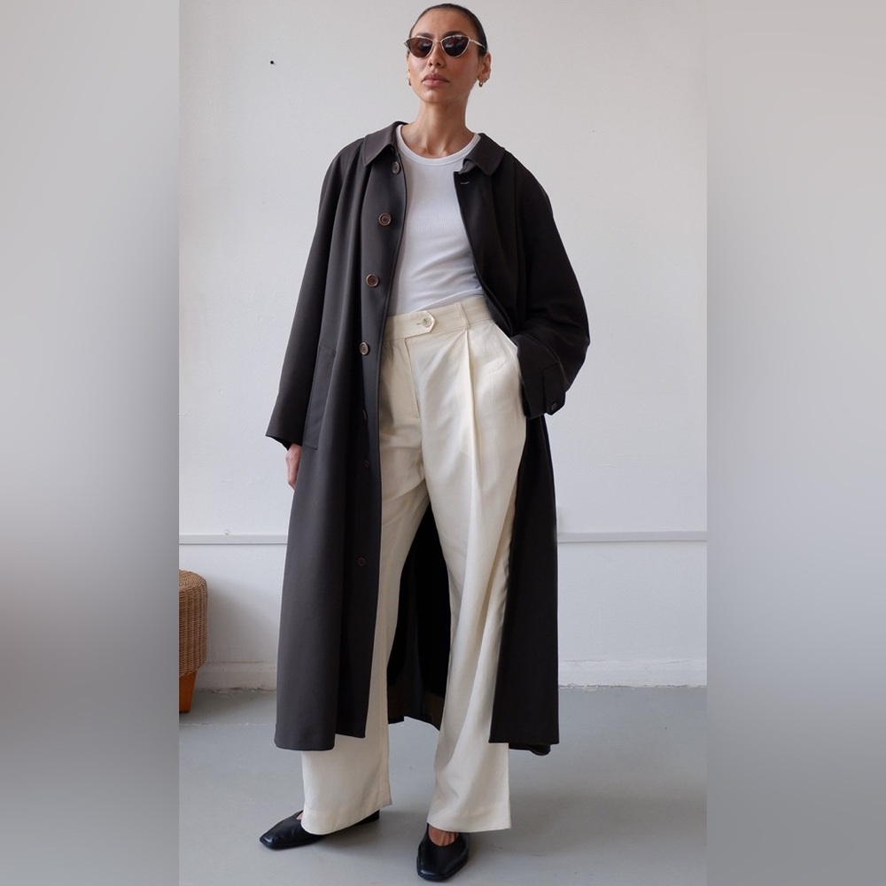 Vintage Allegri trench coat. Black. Italy